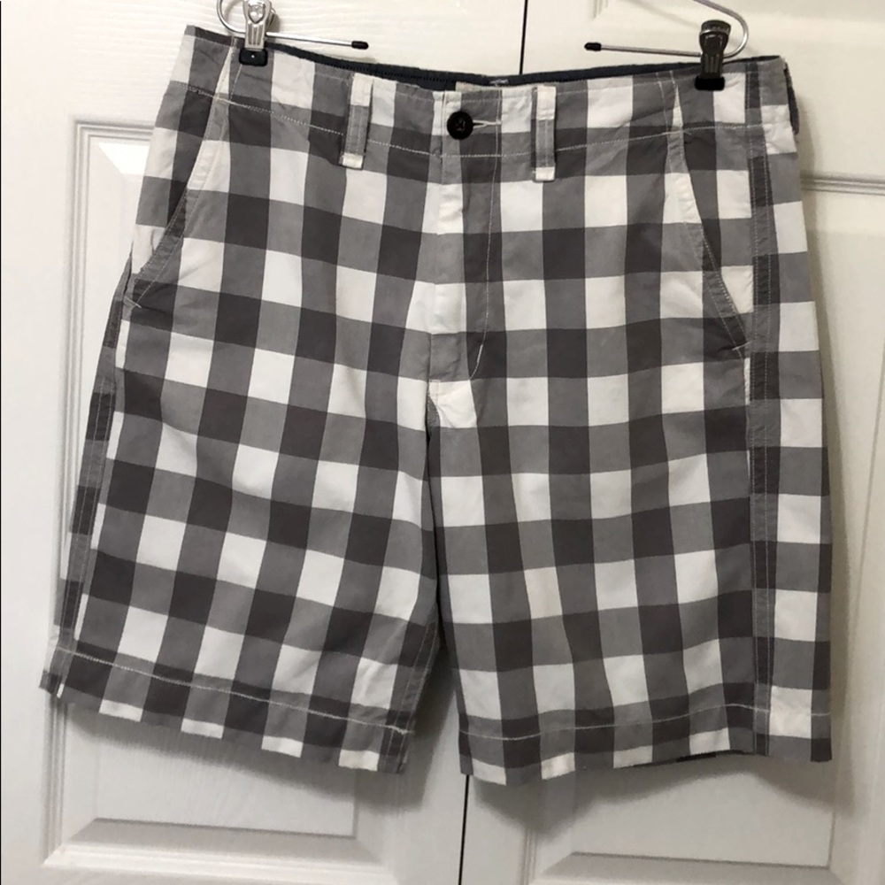 American Eagle Men’s Classic Length Shorts Size 34